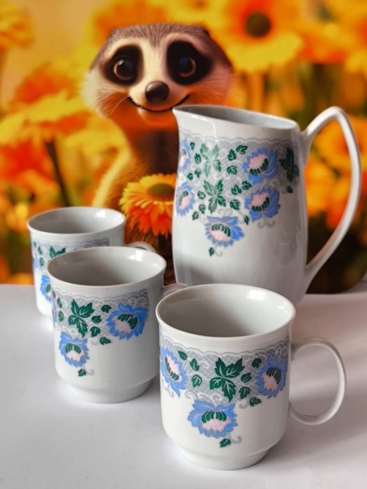 Zestaw do napojów Chodzież piękna stara porcelana