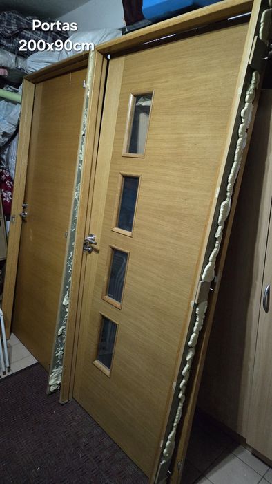 Portas de Interiores usadas como novas
