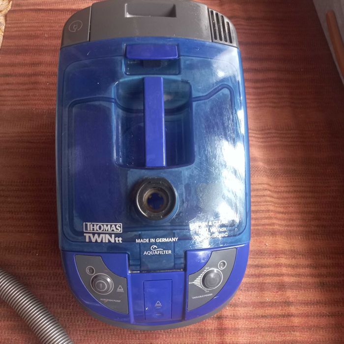 Продам моющий пылесос Thomas