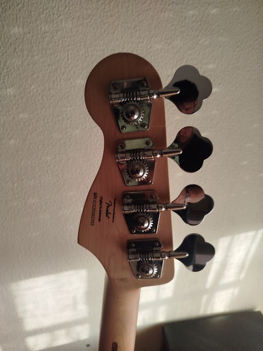 Squier Precision Bass Sunburst