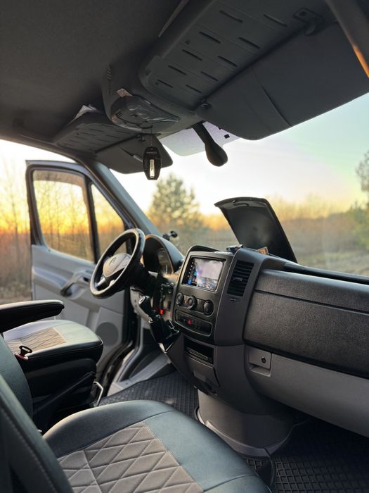 Mercedes Sprinter 319