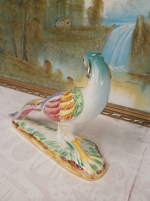 escultura porcelana pássaro
