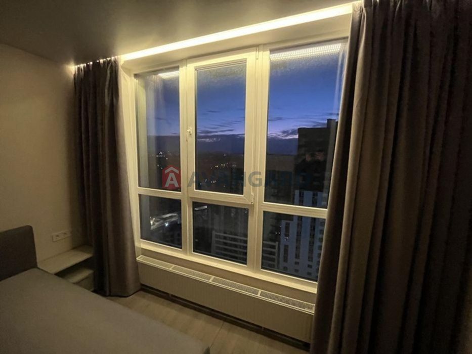 Видова 1 кімнатна квартира ЖК Сирецькі Сади (Виговського) з ремонтом!