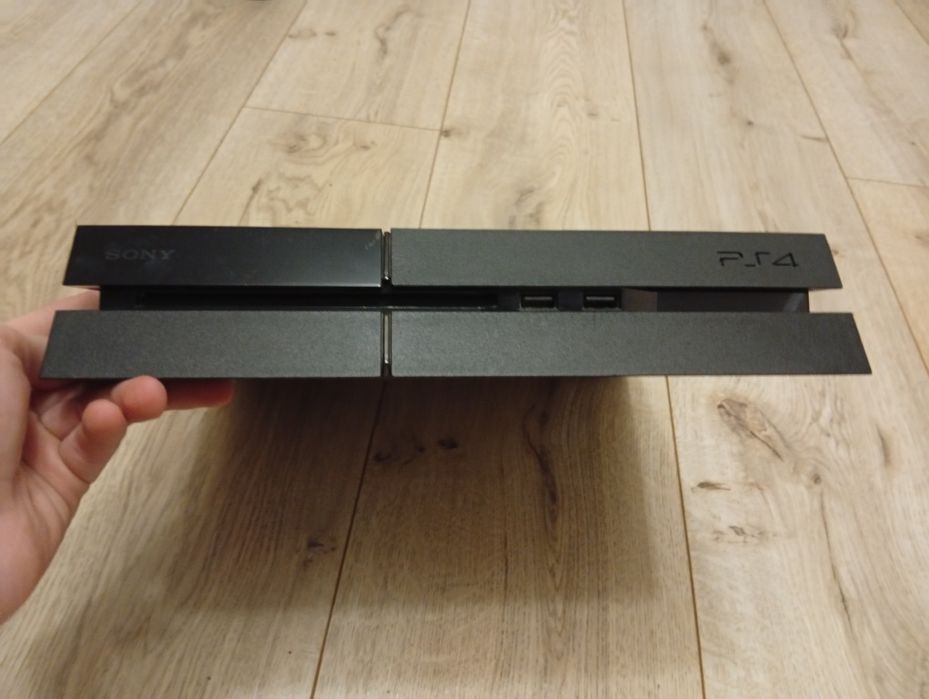 PlayStation 4 фат оригінальна