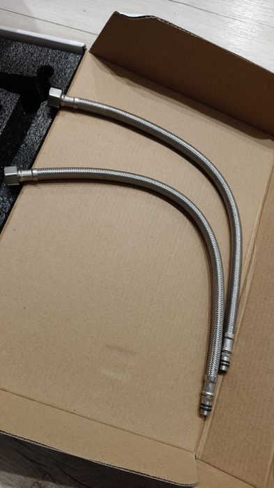 Wężyki przyłączeniowe do baterii 3/8 wężyk kuchenny 40 cm