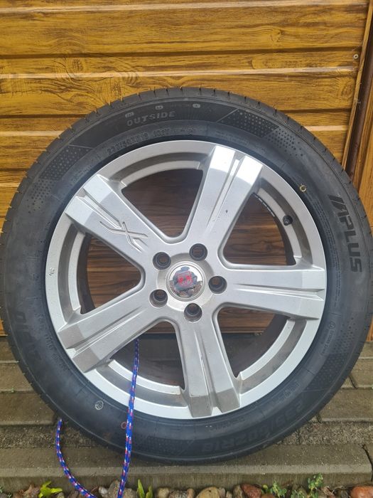 Opony 235/50/R18