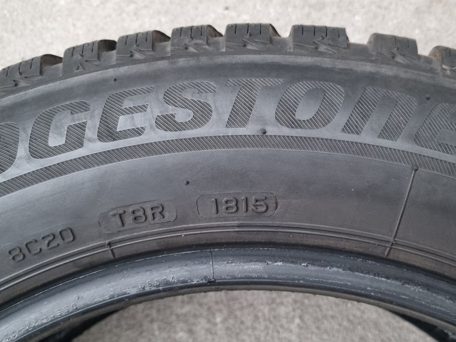 Opona używana 1szt. 205/60/16 Bridgestone Blizzak LM001  / 7,5mm