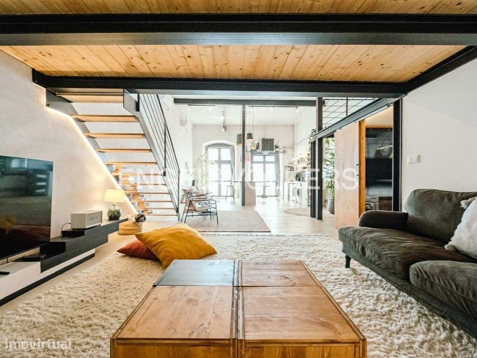 Loft Contemporâneo em Santa Apolónia