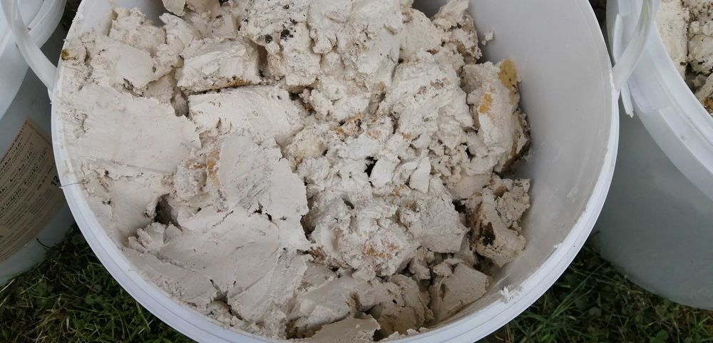 Wapno karbidowe, dołowane