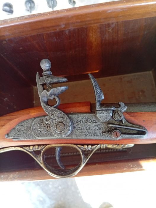 Conjunto 4 armas antigas