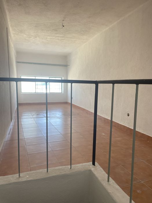 Garagem e MEZANINE  e WC