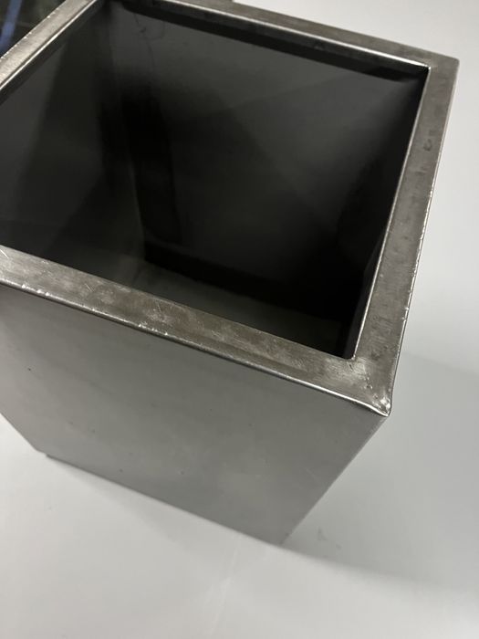 Vaso Caixa em inox 31cm x 31cm
