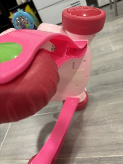 Andador chicco com musica