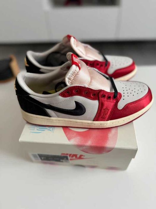 Trophy Room x Air Jordan 1 Retro Low OG SP 'Rookie Card - Away44
