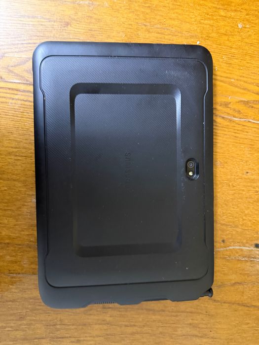 Продам планшет Samsuyng Tab Active Pro