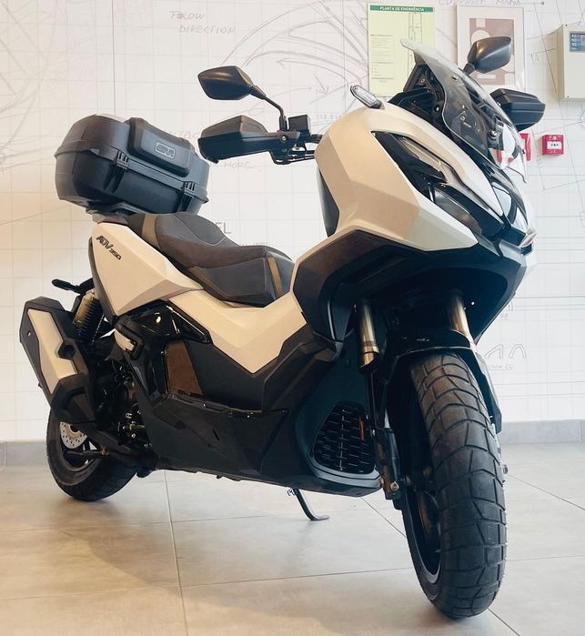Honda ADV 350