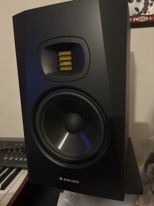 Colunas monitores de Estudio  Adam A7x