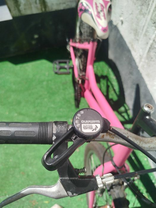 Bicicleta de "montanha" de criança (menina)