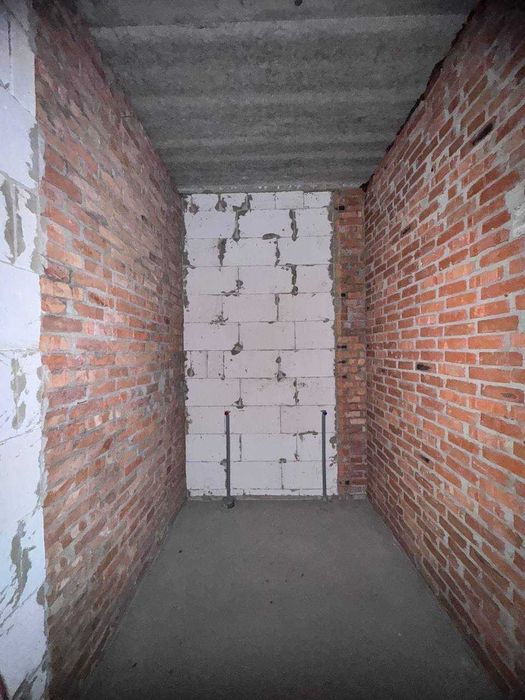 №:23355 - Комерційне приміщення в ЖК "Олімпійський", 4 секція - 83 м²