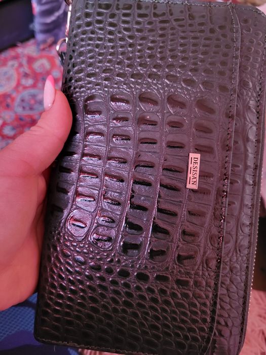 Продам  великий  гаманець