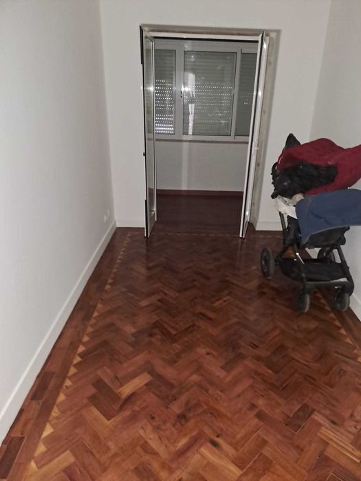 Apartamento T3 em Bom estado