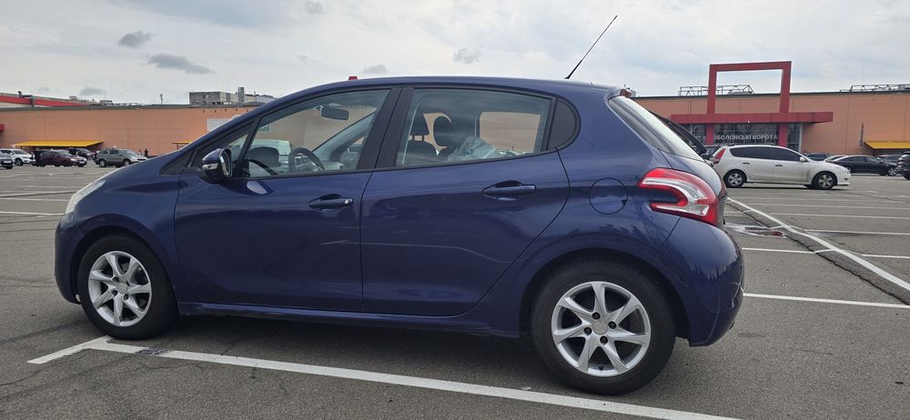 Peugeot 208 2013 VIN VF3CCHMZ0CT159210 фото оголошення 5 з 24