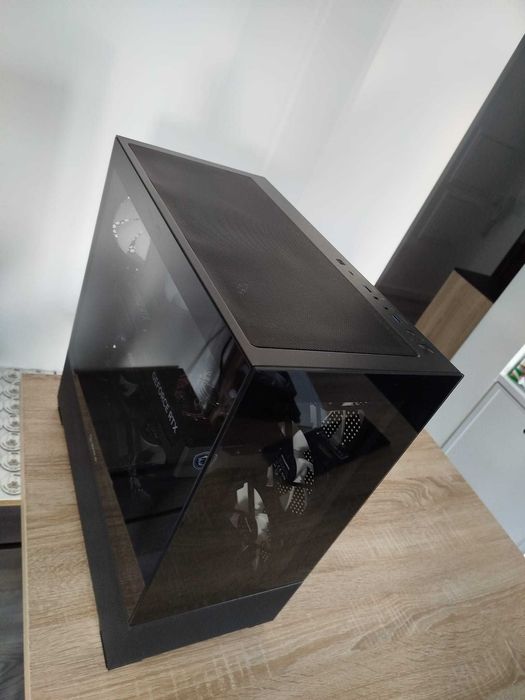 PC i5-14600kf + 32gb RAM + RTX 5070 + SSD 512gb
