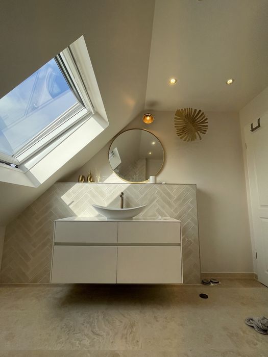 Wykończenia wnętrz , Remonty