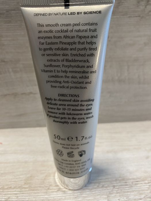 peeling enzymatyczny Elemis