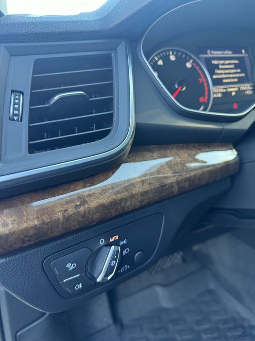 Продам Audi Q5