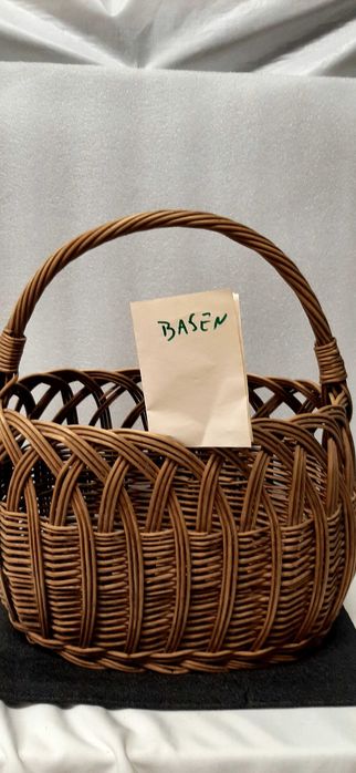 Koszyk wiklinowy prl