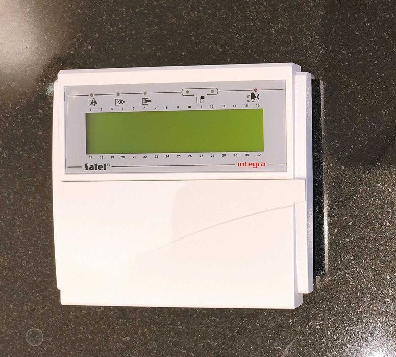 Sprzedam manipulator Satel INT-KLCD-GR (podświetlenie koloru zielonego)