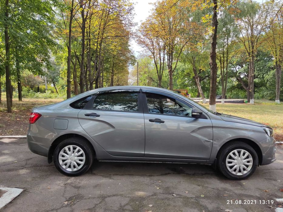 Продажа Lada Vesta