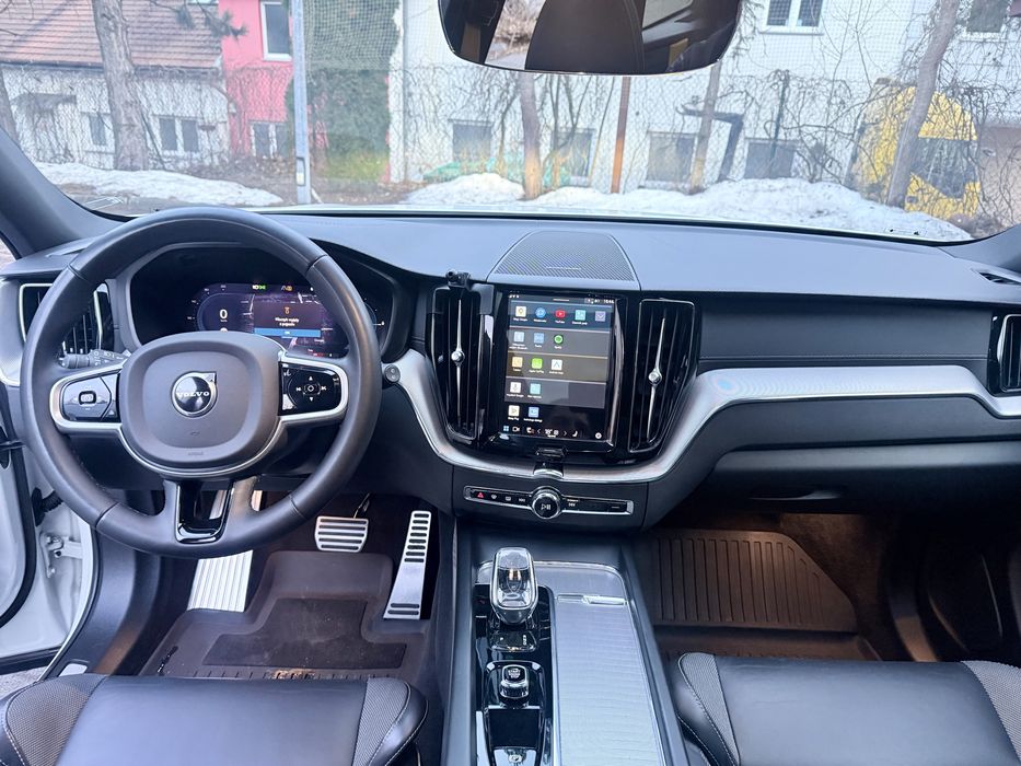 Volvo XC60 Polestar Engineered Hybryda Plug in Harman Panorama