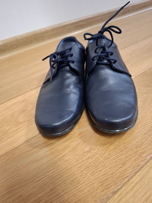 Buty chłopięce - skóra rozmiar 35