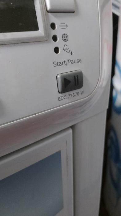 Suszarka Elektrolux EDC 77570 W niesprawna