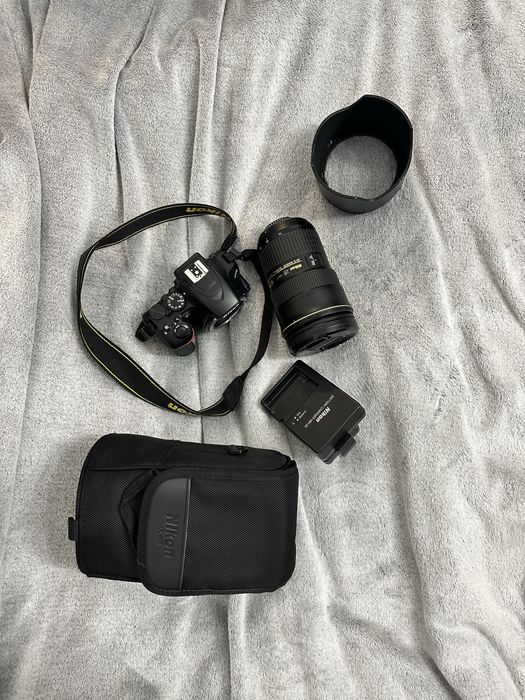 Korpus Nikon D3500 + Nikon AF-S Nikkor 24-70mm f/2.8G ED