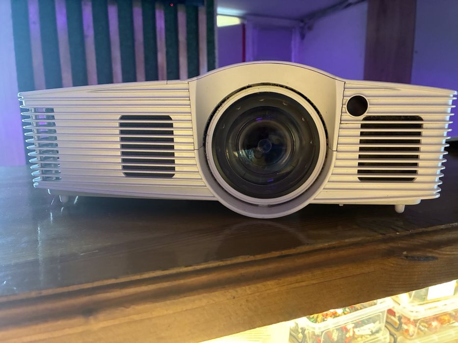 Проектор Optoma GT1080