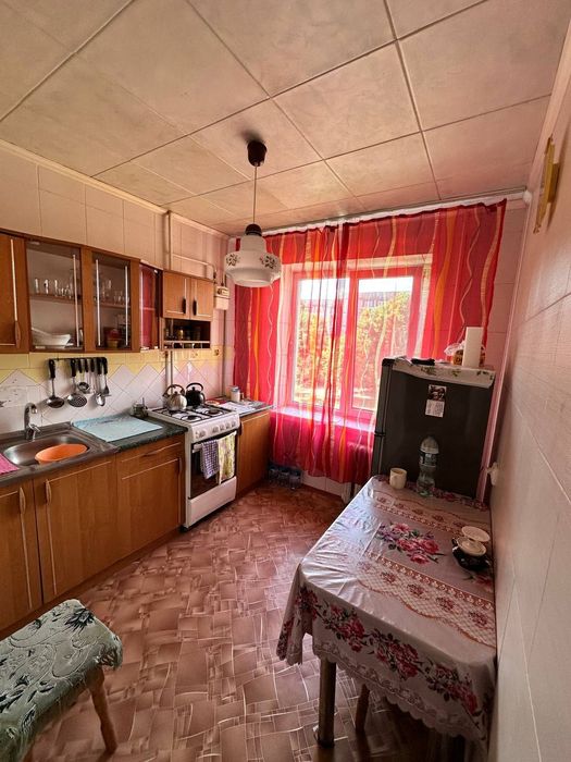 Продам 2х кімнатну квартиру