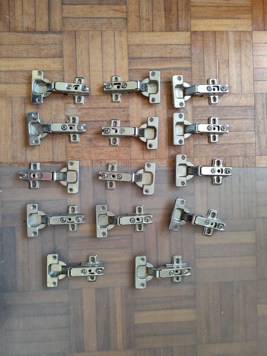Conjunto de 14 dobradiças para armário