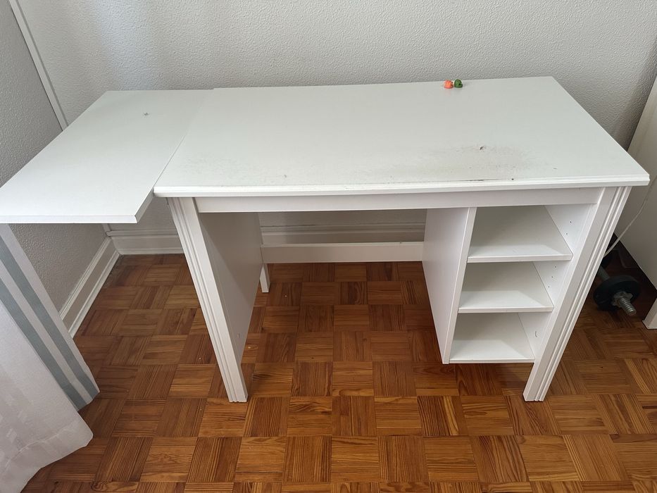 Mesa de secritatia ajustada