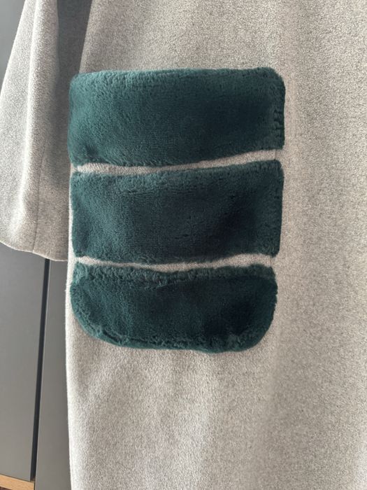 Верхній одяг дівчат