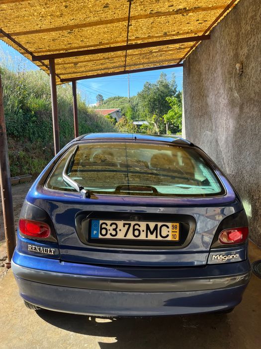 Renault Mégane 1.9 Diesel (1998) – Bom estado geral
