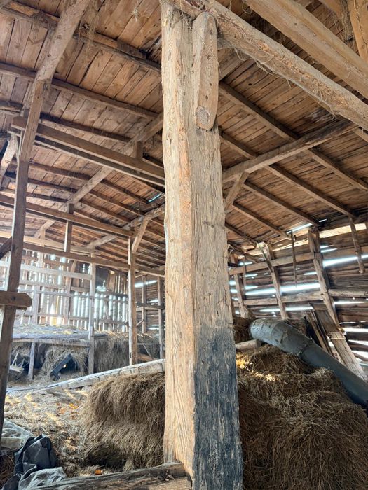 Stare deski i belki ze stodoły