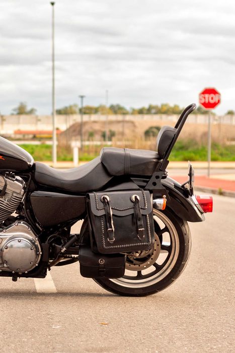 Harley-Davidson XL 883L Superlow com vários extras