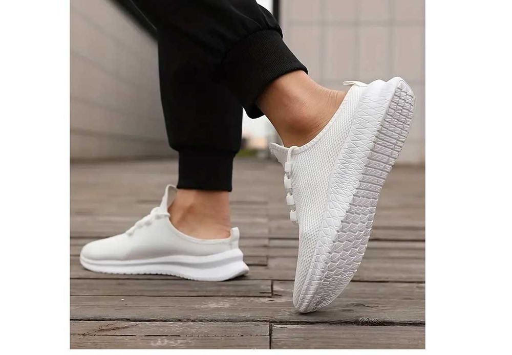 buty siateczkowe wsuwane białe nowe/46