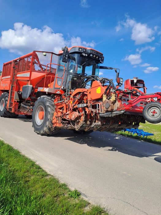 Kombajn buraczany Holmes T3