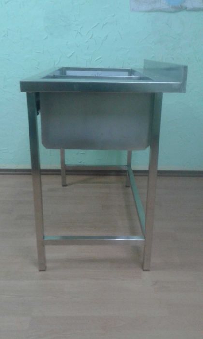 Мойка двухсекционная из нержавеющей стали