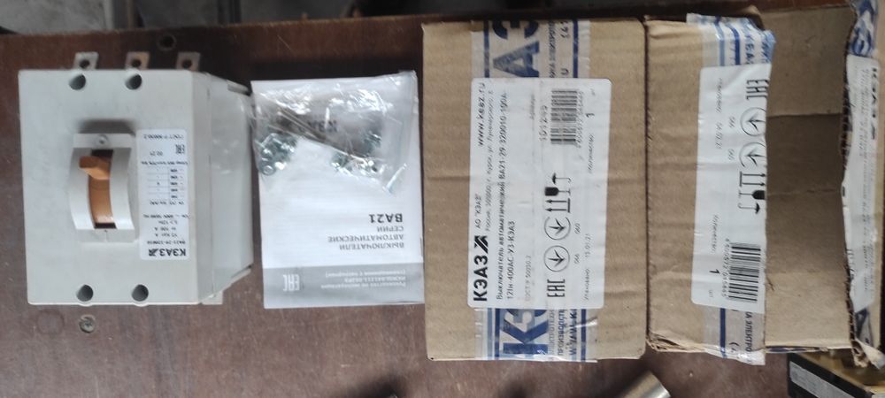 Автоматический выключатель КЭАЗ ВА2129 100а.