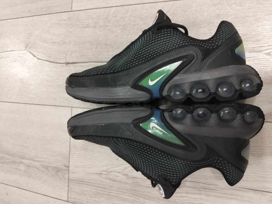 красовки Nike AIR max Dn 40р.25.5см